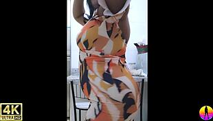 girl shaking her ass and getting her pussy wet with cum