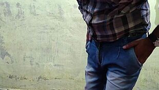 im gonna tear bhabhis pussy in pink saree today