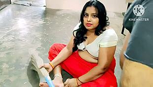 Oh wow, this Indian bhabhi is fucking her neighbour boys so hard! 😍