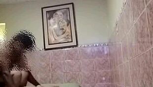 Sreo sam bivšu i jebali smo se dok je kukavica čekala kod kuće, sjajni orgazmi