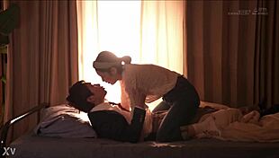 Eu era virgem e a minha irmã casada me ensinou a beijar legendado Kanna Misaki. Asian big ass Japanese teen learns kissing