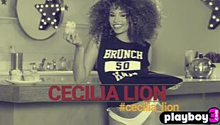 petite black girl showing her big tits naked