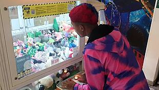 fui procurar macho no playland shopping e dei no banheiro brinquedo ator paty bumbum el toro de oro