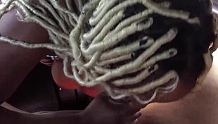 Hey, ebony babe gives wild backseat blowjob in the car 😏