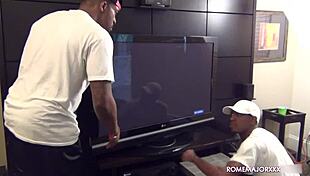 Giselle Leon Gets Dicked Behind A Dumpster In Rome With Deepthroat And Riding