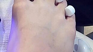 Shemale receives foot treatment