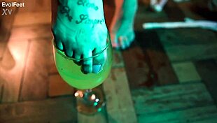 Sexy Latina Fetish Ballerina In Heels Dances, Sucks, And Gets Choked Outdoors