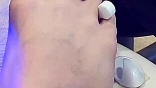 Shemale receives foot treatment