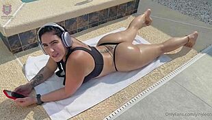 Yiny leon big booty latina gets her wet pussy fucked