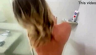 girl from downtown city skin