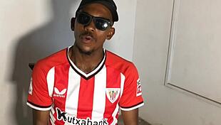 chatting with a top nigerian female model during casting