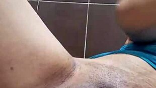 i'm a latina woman playin at home squirtin all over 😅