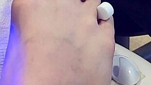 Shemale receives foot treatment