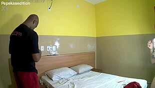 Novinha Casada Expressing Passion By Giving Her Tight Ass