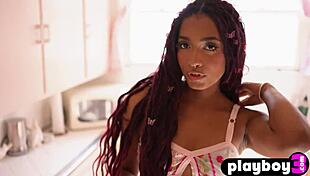 Hey, petite ebony milf addis fouche is posing in sexy lingerie with her perfect ass 😍