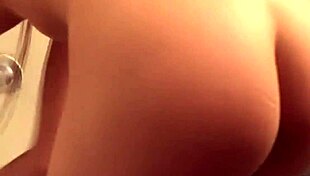 amateur gf misty gives close up blowjob in bath