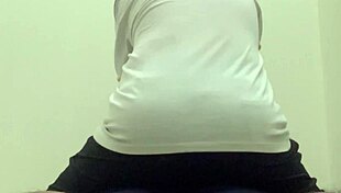 single mom pinay offers massage with extra naughty services in dubai