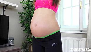 Missy stays fit with big tits even at 33 weeks pregnant!