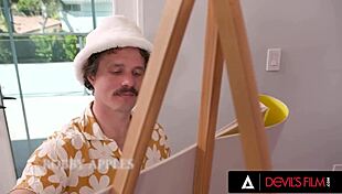 Sexy Babe Chloe Surreal Gives Titty Fuck