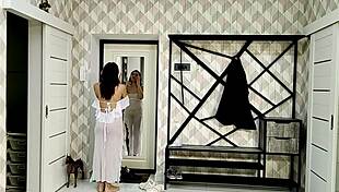 angie elif getting super hot while solo masturbating 😈