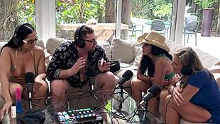 cruzn with abi james and sunni daize, dirty talk group swinging with milf cougars.