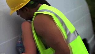 Watch the hitchhiking TEEN get FUCKED outdoors!