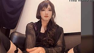 individual shoot video of a mans daughter just shows a dick and buttocks?