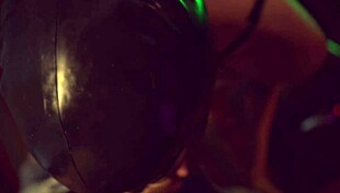 Bajo la máscara pasión y dominio en el bdsm - un podcast de amores y odios by cipriani