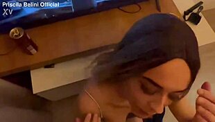 loira engasga na pica sem capa pra sentir gostoso