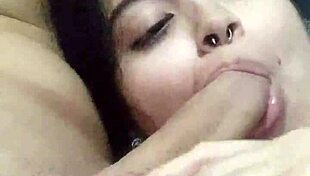 Esposa submissa debora prado faz boquete todo dia a noite antes de ir pra cama