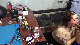 Unable to pay technician, she ends up sucking his dick