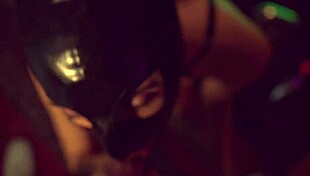 Bajo la máscara pasión y dominio en el bdsm - un podcast de amores y odios by cipriani