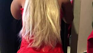 Fui No Meu Quarto No Natal E Fudi Minha Enteada