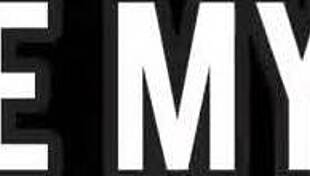 Hot Masseur Sucking Client's Big Dick Until Choking