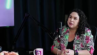 Check out Marina Karam as psychologist in Bora Cast with Bruna Carlos?