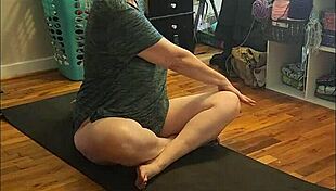 Hot Milf Doing Morning Yoga