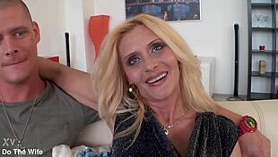 blonde mature wife tries dark meat