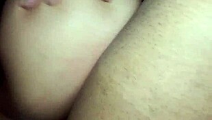 dotado ia fazer churrasco mas acabou enfiando sua linguiça no cu da milf safada