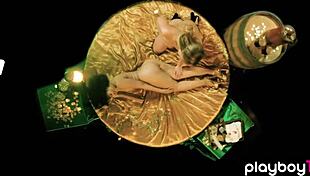 bobbi dean enjoys sensual massage from petite teen gf