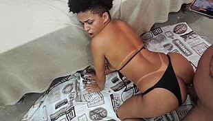 uma putinha louca por sexo anal com latina teen
