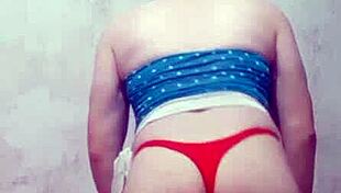 Carolcross twerks seductively in thong lingerie