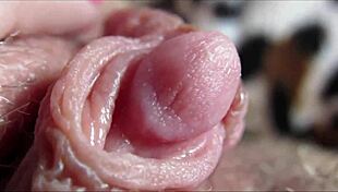 Big clit orgasm closeup homemade amateurs explode in intense pleasure