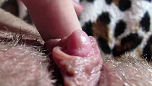 Big clit orgasm closeup homemade amateurs explode in intense pleasure