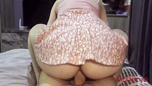 Feeling the passion as moaning step-mom trains me on pulling out techniques