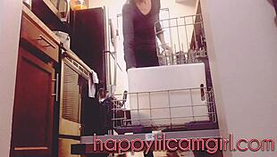 girl ignores you cleaning the kitchen giantess recording