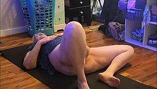 Hot Milf Doing Morning Yoga