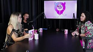 Check out Marina Karam as psychologist in Bora Cast with Bruna Carlos?