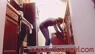 girl ignores you cleaning the kitchen giantess recording