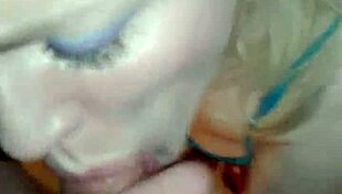 blow job with close up sucking 😏