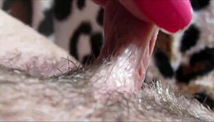 Big clit orgasm closeup homemade amateurs explode in intense pleasure